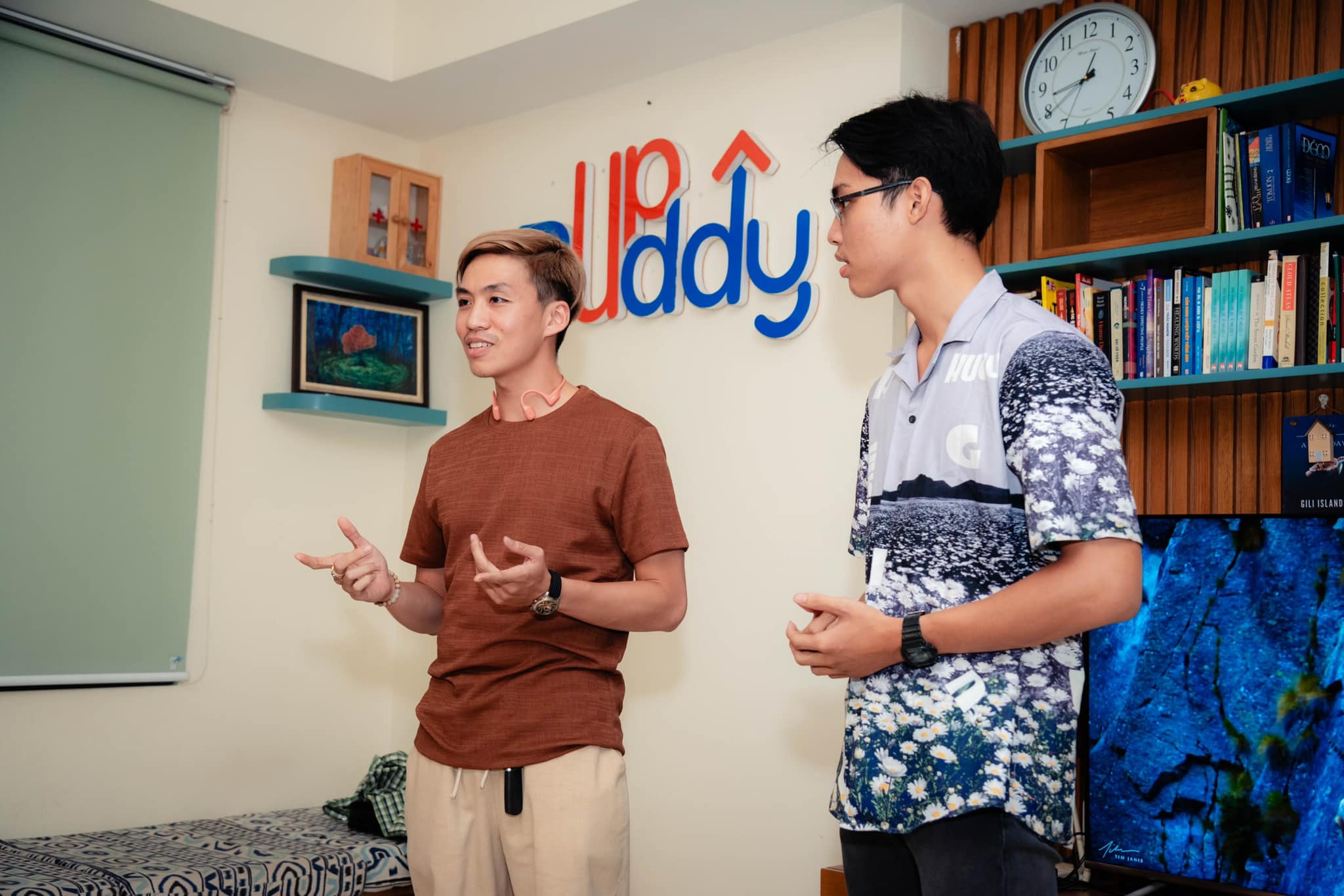 buddyupvietnam.com