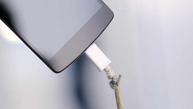 nexus-5-cable.jpg